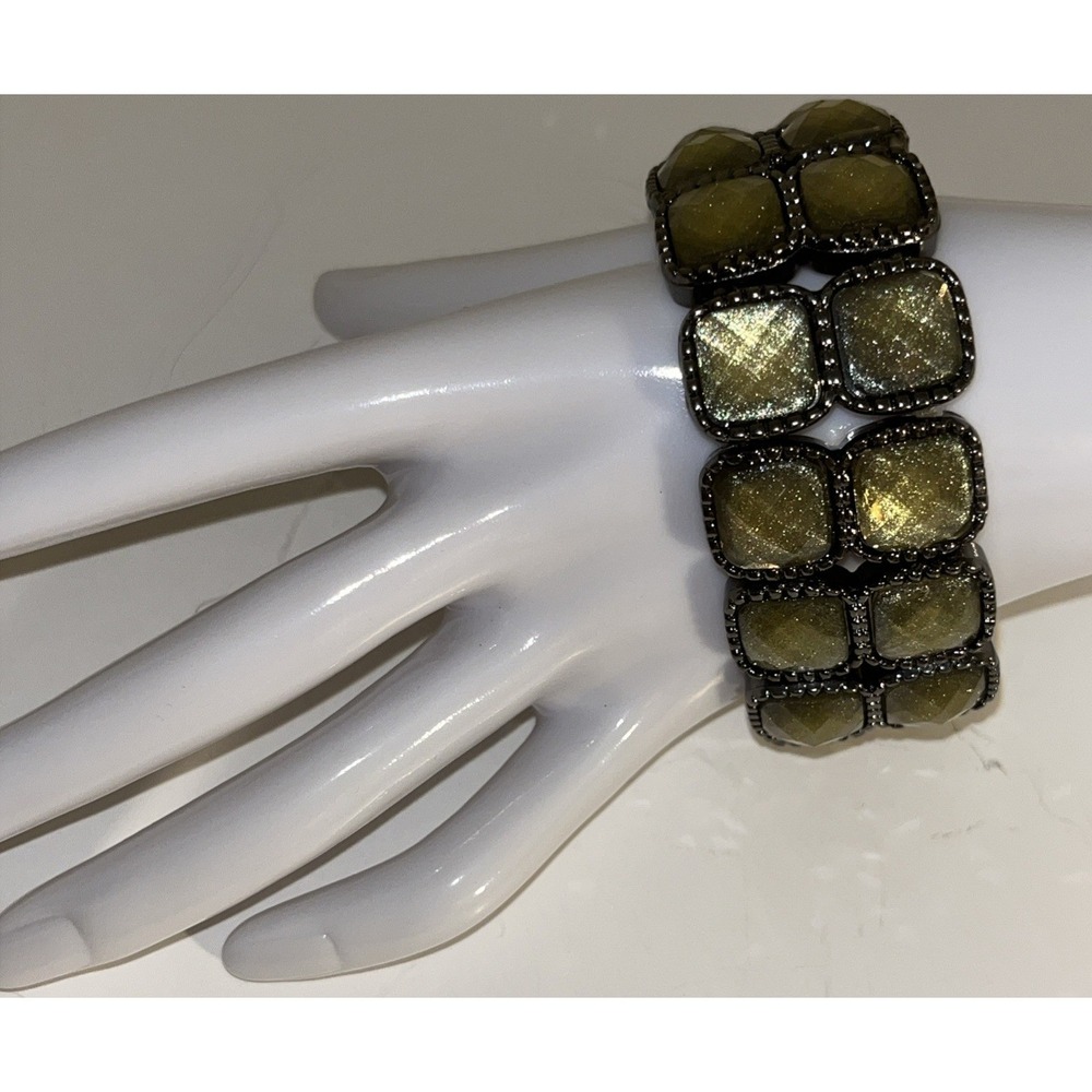 Bracelet Green Glitter Faceted Cabochons Wide Gunmetal‎ Silver Toned Setting